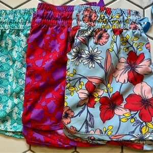 Garnet Hill Girls’ Seaside Board Shorts Size 8 (Lot of 3)